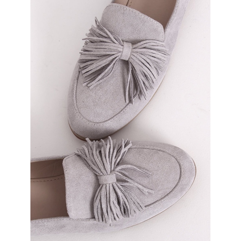 Mocassini da donna grigi con frange T357P Grigio 1