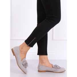 Mocassini da donna grigi con frange T357P Grigio 2