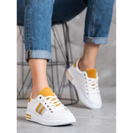 SHELOVET Scarpe sportive sulla piattaforma bianco giallo 1