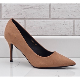 Classiche scarpe con tacco in camoscio X8053 beige 2