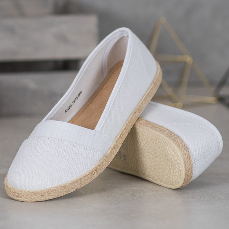 MCKEYLOR Scarpe Slip-On bianco 2