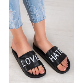 Small Swan LOVE &amp; HATE Pantofole Ecopelle nero 1