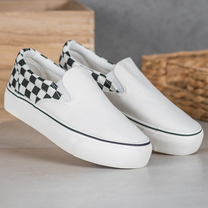 SHELOVET Slipon bianchi sulla piattaforma bianca 1
