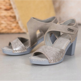 Sandali Leggeri Con Velcro VINCEZA grigio 1