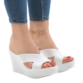 Pantofole bianche con tacco alto Meliski IR-70 bianco 1
