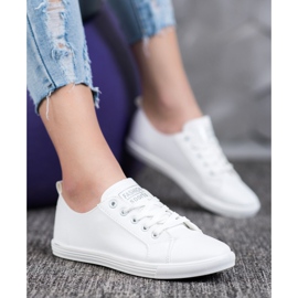 Ideal Shoes Scarpe sportive di moda bianca 1