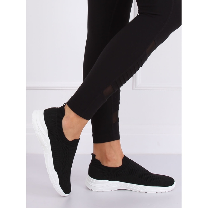 Scarpe sportive nere FZ13P Black nero 1
