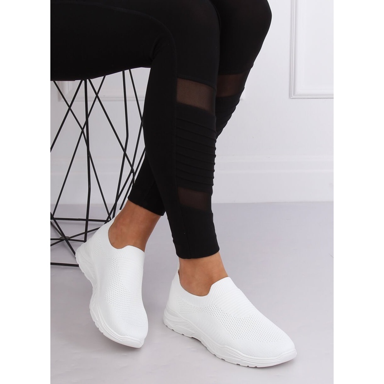 Scarpe sportive bianche FZ13P White bianco 1