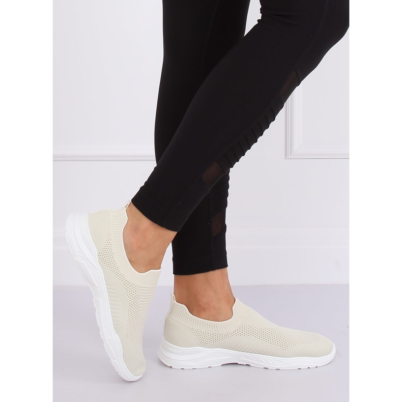 Scarpe sportive beige FZ13P Beige 1