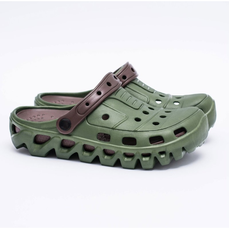Flameshoes Pantofole da giardino leggere da uomo verdi Kroks Eva marrone verde 2