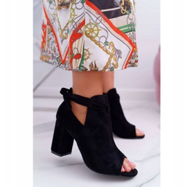 Vinceza Stivaletti neri Sandali su una barra Open Toes Grigi nero 1