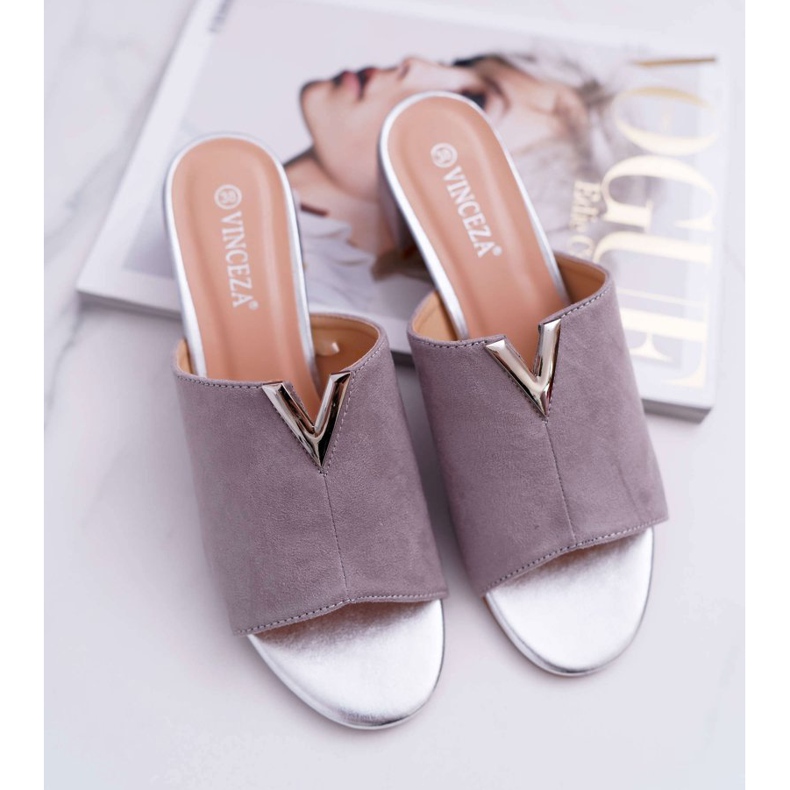 Vinceza Pantofole classiche da donna eleganti su un blocco grigio Demea 1