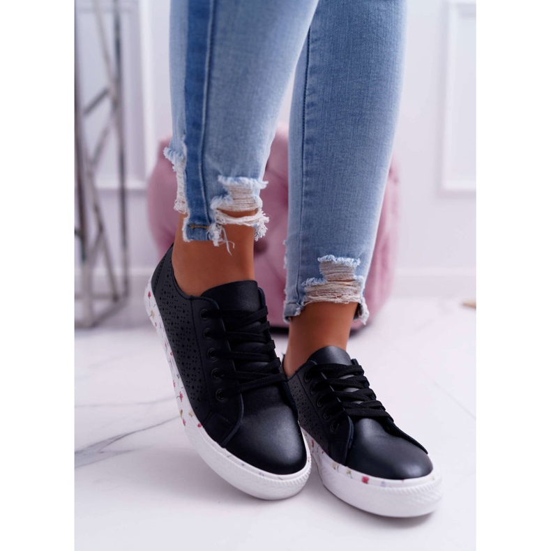 EVE Sneakers Da Donna Con Fiori Traforati Neri Loriann nero 2