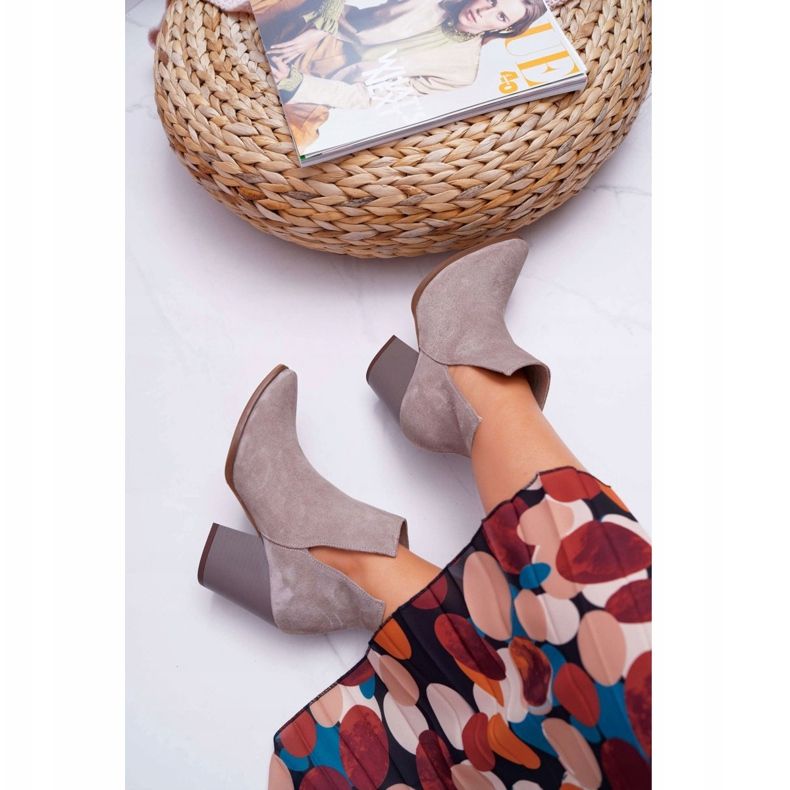 Stivali Donna Tacco Alto Primavera Pelle Scamosciata Cappuccino Nicole 2430 beige 2