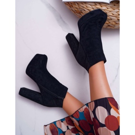 ADY Stivali da donna con tacco e plateau in camoscio nero Celinne 1