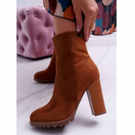 EVE Stivali da donna con tacco Suede Camel Cadillac marrone 1
