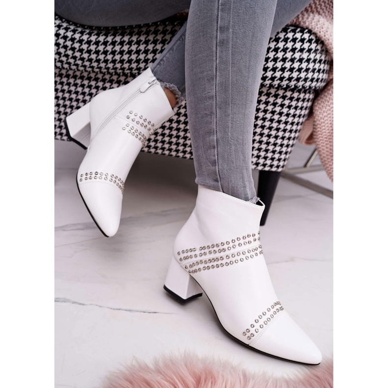 SEA Stivali Da Donna Con Tacco In Spitz Con Rivetti Bianco Prima 2