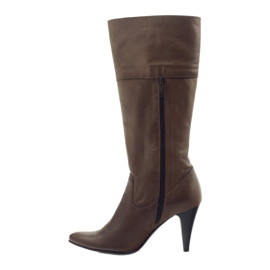 Nessi Stivali in pelle con tacco Marrone 20310 2