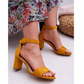 EVE Sandali Donna Con Tacco Camoscio Giallo Lexi 1
