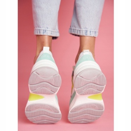 Scarpe Sportive in Pelle da Donna GOE Mint White FF2N3011 bianca verde 1