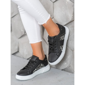 SHELOVET Sneakers alla moda sulla piattaforma nero 1