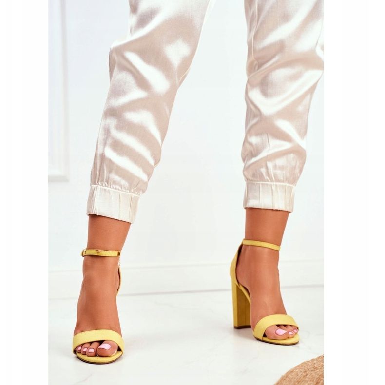 FW1 Sandali Donna Con Tacco Camoscio Giallo Anastasie 1
