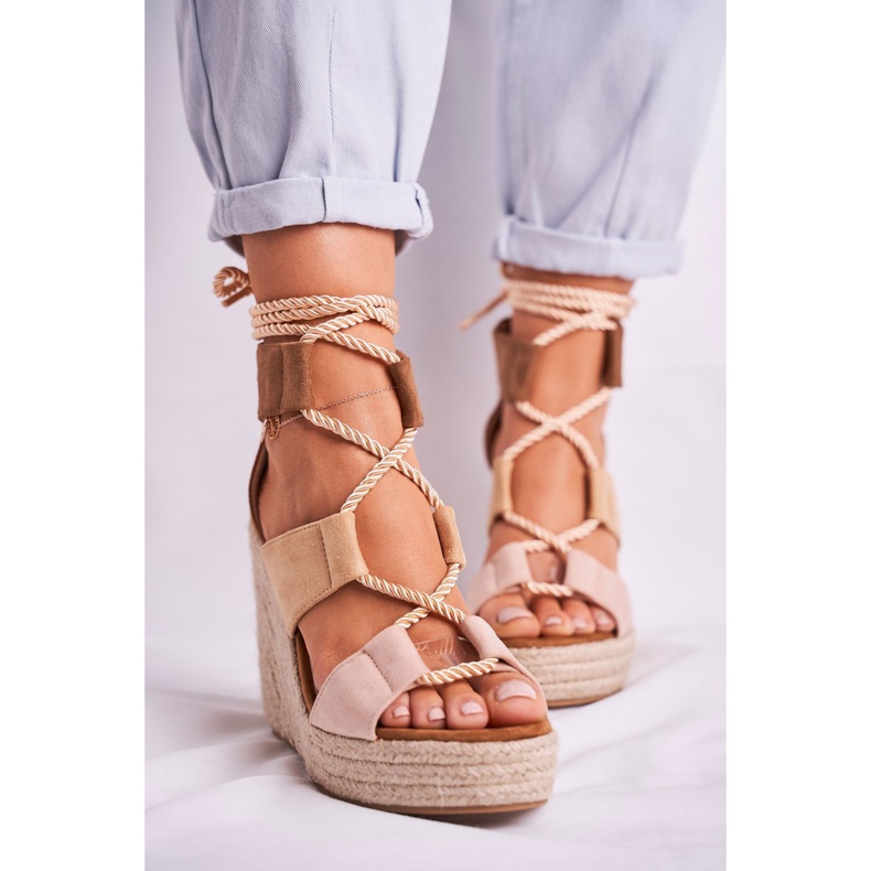 Bellucci Sandali da donna su espadrillas con zeppa Beige Beautiful One 1