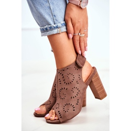 EVE Sandali da donna con tacco traforato Velcro Khaki Rules cachi 2