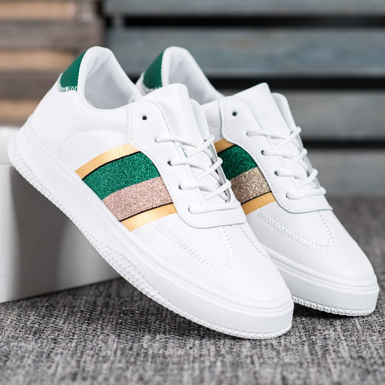 Small Swan Scarpe sportive alla moda bianco 1