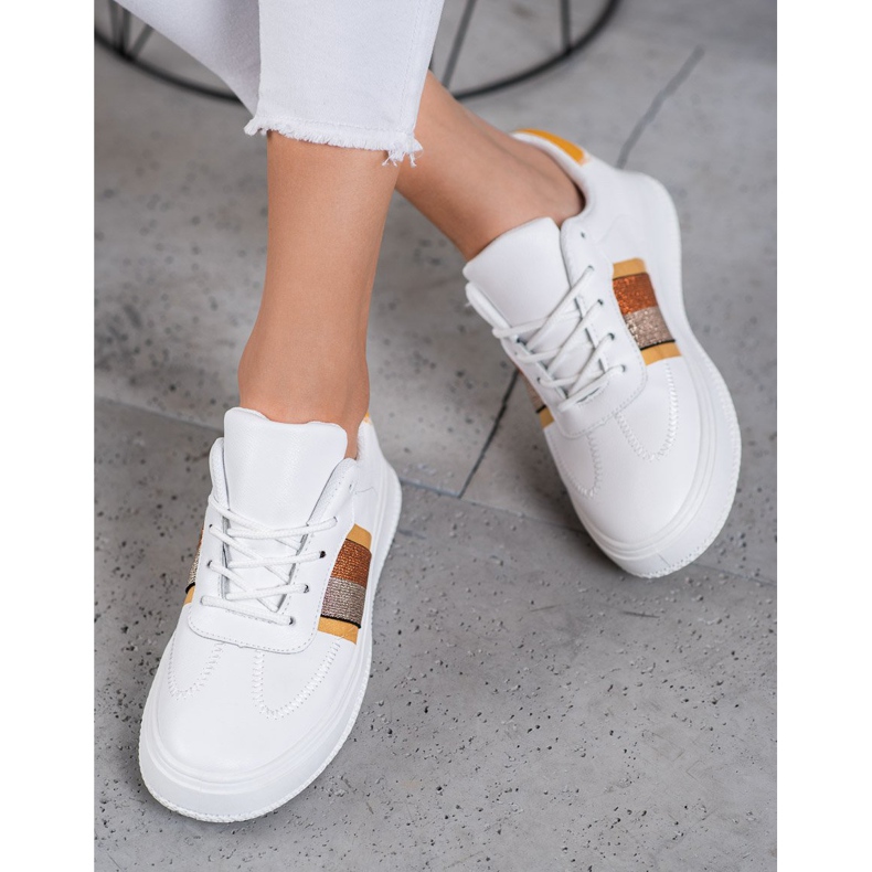 Small Swan Scarpe sportive alla moda bianco 2