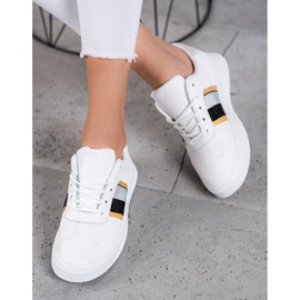 Small Swan Scarpe sportive alla moda bianca 1