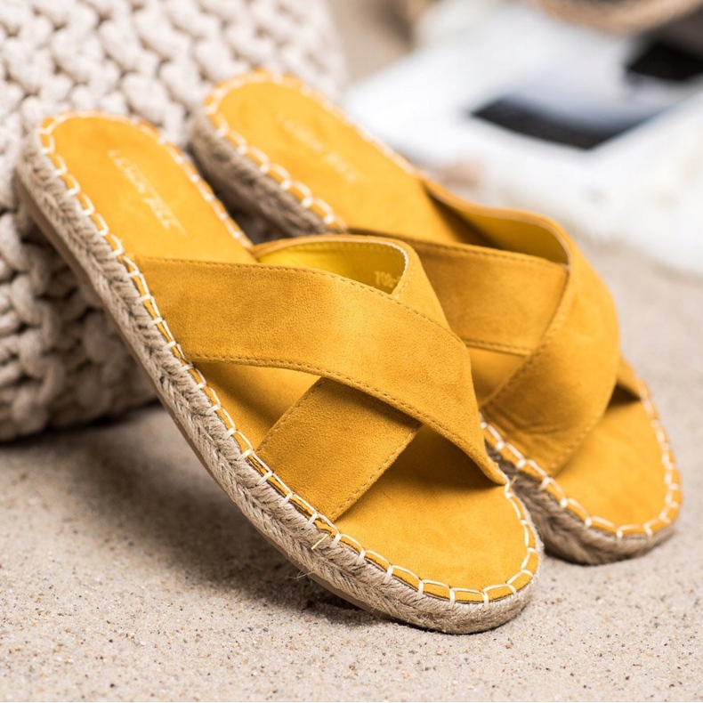 SHELOVET Comode pantofole in pelle scamosciata giallo 2