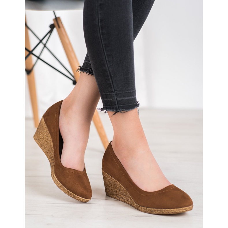 Goodin Décolleté con zeppa in pelle scamosciata marrone 2