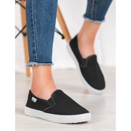 SHELOVET Sneakers Slip-on Sulla Piattaforma nero 1
