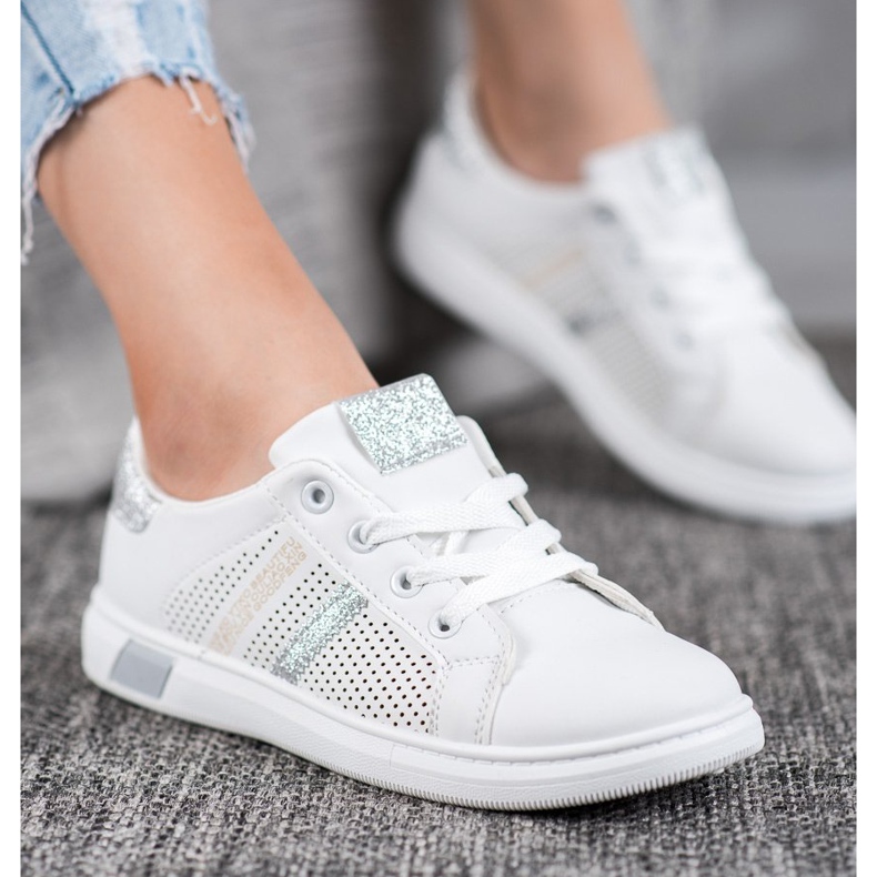 SHELOVET Sneakers leggere traforate bianca 2