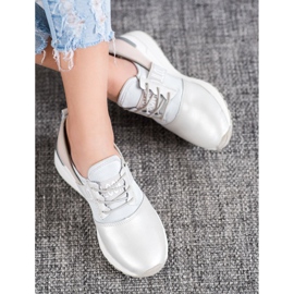 Look VINCEZA sneakers in pelle grigio 2