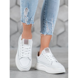 SHELOVET Scarpe da ginnastica sulla piattaforma della moda bianco 1