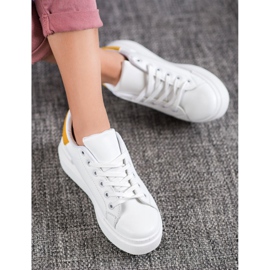 Renda Sneakers bianche sulla piattaforma bianca 1