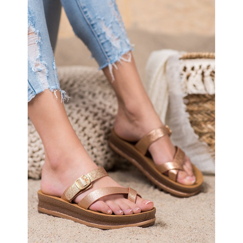 Comer Pantofole sulla piattaforma della moda giallo 1