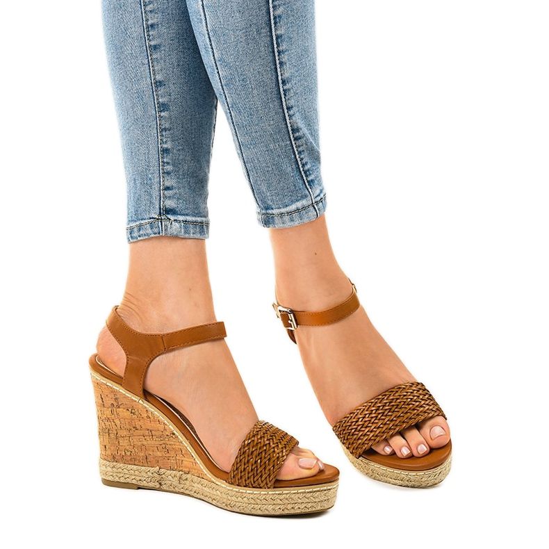 Sandali con zeppa espadrillas marroni 77-105 marrone 1
