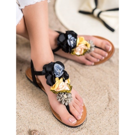 Ch. Creation Sandali Con Fiori nero 1