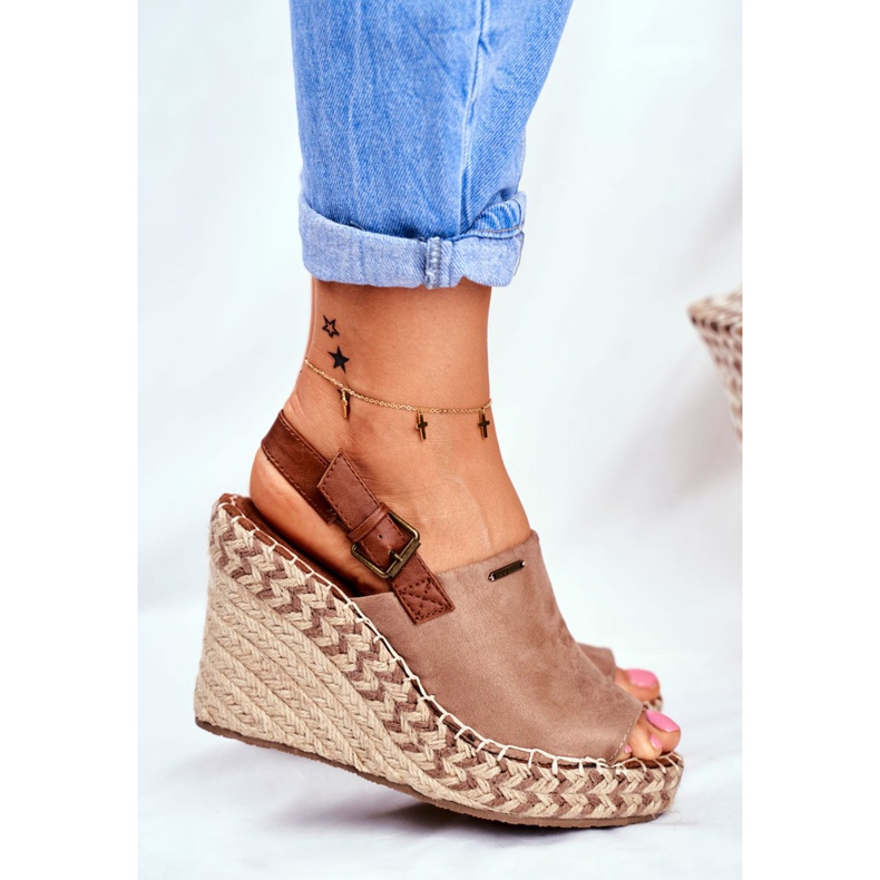 Sandali da donna con zeppa Big Star Beige FF274982 2