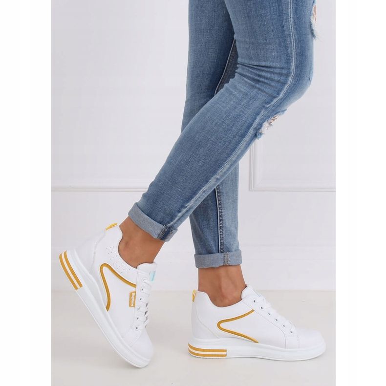 Sneakers bianche NB337 gialle con zeppa bianco giallo 2