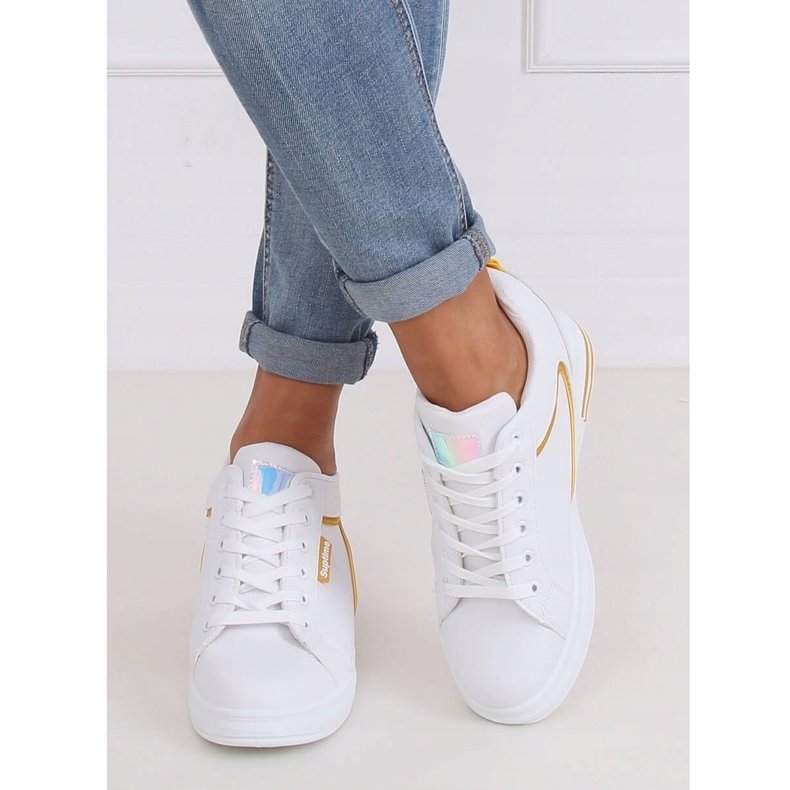 Sneakers bianche NB337 gialle con zeppa bianco giallo 1