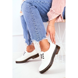 SEA Scarpe Brogue da Donna Laccate Bianche Do It Better! bianca 1