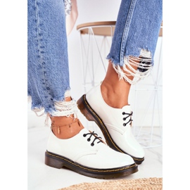 SEA Scarpe Brogue da Donna Laccate Bianche Do It Better! bianco 2