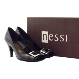 Décolleté in pelle con fibbia Nessi 110-08 nero 4