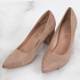 Décolleté sul palo beige E08-12 Khaki camoscio 2