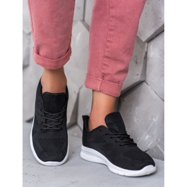 Renda Scarpe sportive traforate nero 1