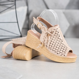 Small Swan Comodi sandali traforati marrone 1